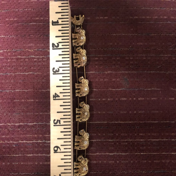 Vintage Elephant Bracelet - Picture 5 of 6